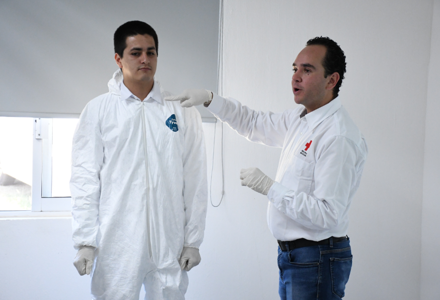 Capacitan a elementos de servicios de emergencia ante Covid-19