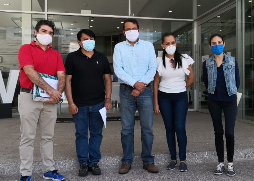 Suma Zapopan 875 distintivos entregados para reapertura de comercios