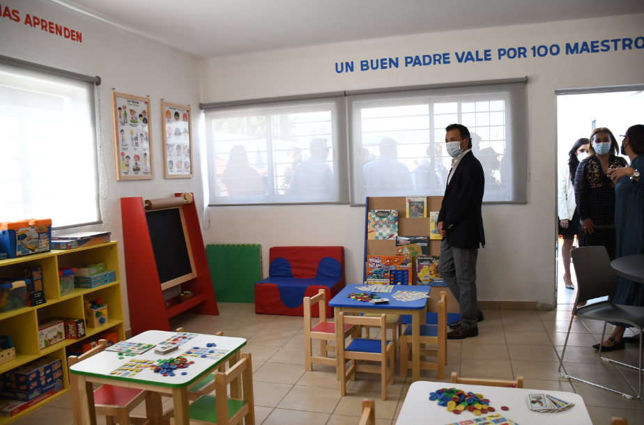 Inauguran Centro de Convivencia Familiar en Arenales Tapatíos