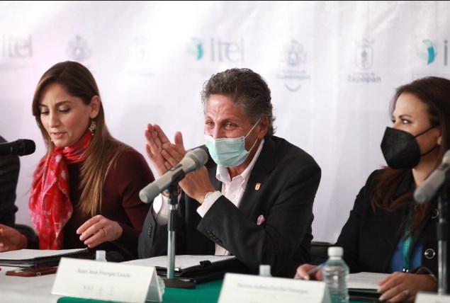 Zapopan y Guadalajara firman convenio con el Itei por la transparencia 