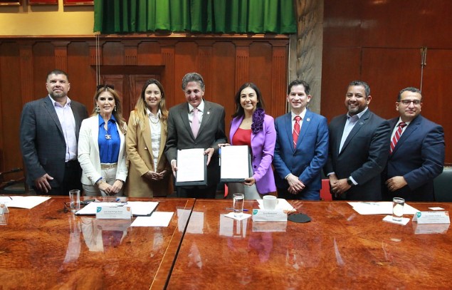 Zapopan firma convenio con la Fundación Hispana del Área de Fresno