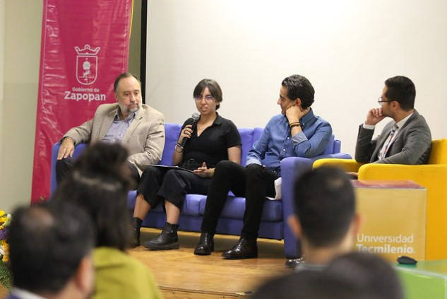 Zapopan entrega becas a jóvenes que estudian carreras STEM