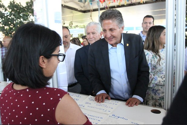 Ofertan más de 6 mil 500 empleos en Expo Emprende: Ciudades Hermanas