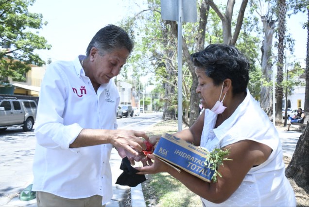 Frangie visita la Feria de la Pitaya en Zapopan
