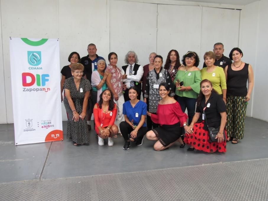 DIF Zapopan festeja a maestras y maestros en el CEMAM