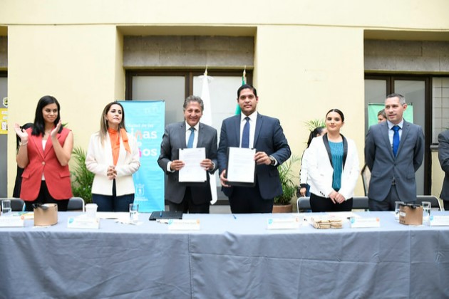 Zapopan y Tecolotlán firman convenio de colaboración en favor de la niñez