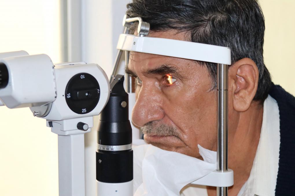 Servicio de Oftalmología de DIF Zapopan atiende padecimientos típicos del verano