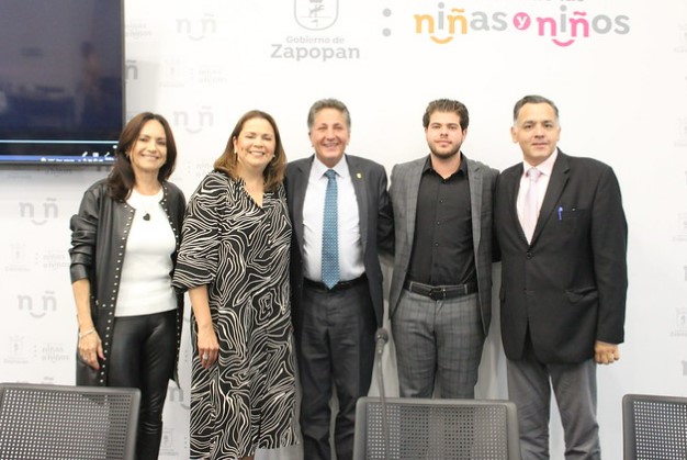 Zapopan realiza torneo de golf a beneficio de los Servicios de Salud Municipales