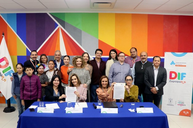 Zapopan y Guadalajara firman convenio para beneficiar a niñas, niños, adolescentes y adultos con autismo