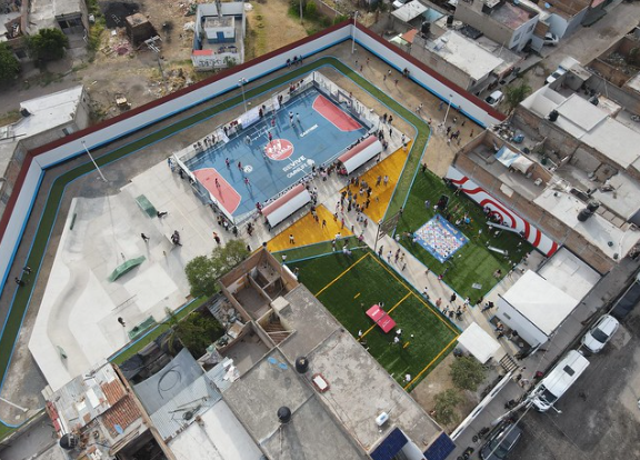 Niñas y niños de Nextipac tienen una unidad deportiva renovada