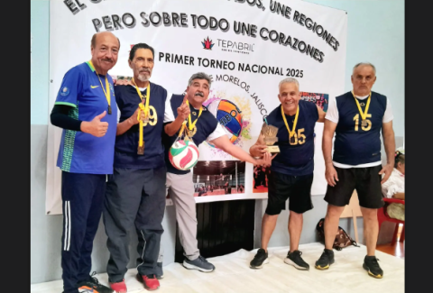 Delegación del CEMAM Zapopan obtiene primer y tercer lugar en Torneo Nacional de Cachibol